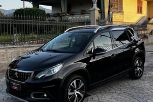Peugeot 2008 1.6 BlueHDi 120 S&S Allure, UNICO PRO