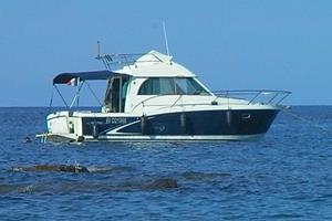 Barca Antares Serie 9