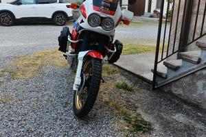 Africa Twin 750 1991 RD04 ( FMI )