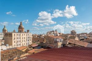 5 vani -110 mq + terrazzo di 20 mq centro storico