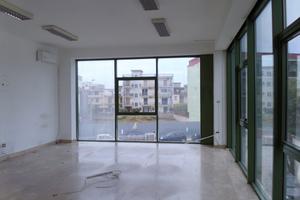 Ampio ufficio di 300 mq a cardito