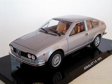 MODELLO AUTO ALFA ROMEO ALFETTA GT 1.8 GREY