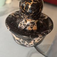 Fontana in marmo portoro