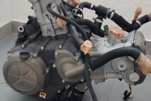 Motore completo aprilia dorsoduro 750