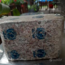 bricchetta banconote triturate