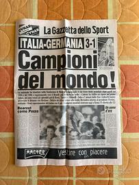 GAZZETTA DELLO SPORT 12-7-1982 ITALIA CAMPIONE