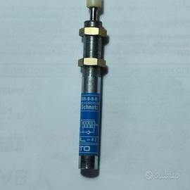 Ammortizzatore idraulico autoregolante Festo