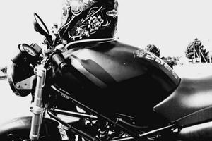 Monster 900