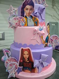 TORTA SCENOGRAFICA K-POP