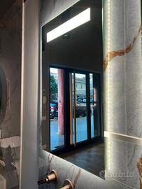 Specchio di Design con  LED - Made in Italy