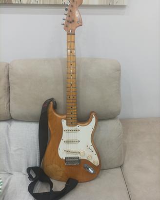 Fender Stratocaster 