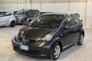 Toyota Aygo 1.0 12V VVT-i 3 porte Sol