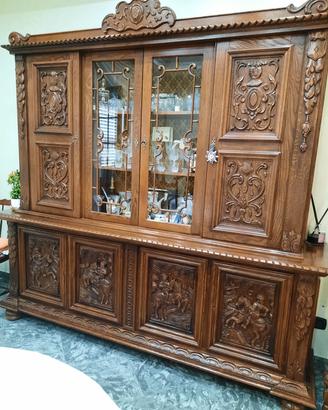 Mobili da antiquariato