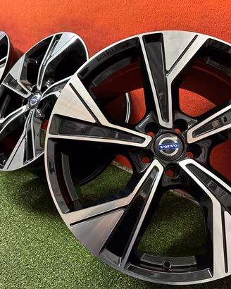Cerchi Volvo C40 EX30 S90 V90 XC40 XC60 XC90 9x20