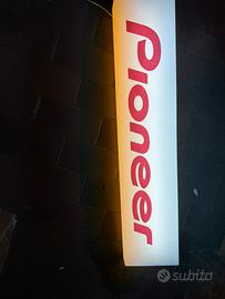 Insegna luminosa Pioneer vintage