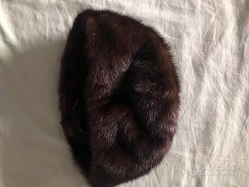 Cappello e collo in visone vintage
