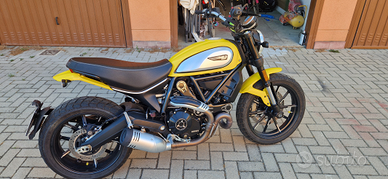Ducati scrambler icon 800 del 2019