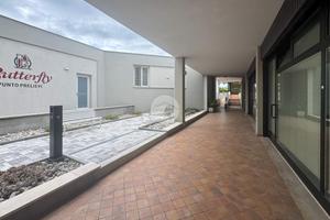 NEGOZIO A MONTICHIARI