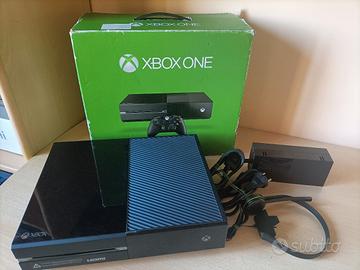 Xbox One 500GB + cuffie + alimentatore originali