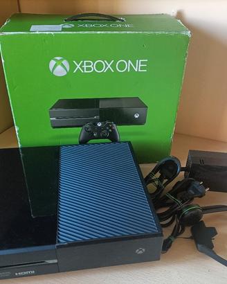 Xbox One 500GB + cuffie + alimentatore originali