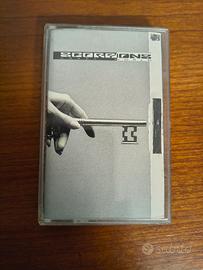 Scorpions - Crazy world 