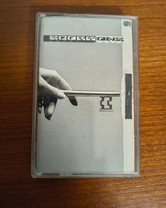 Scorpions - Crazy world 