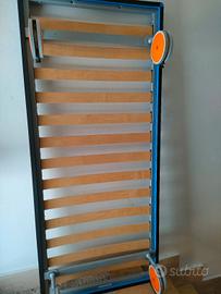 Due reti letto, Comodino letto. 