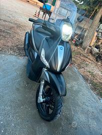 Beverly 350 sport touring 2017