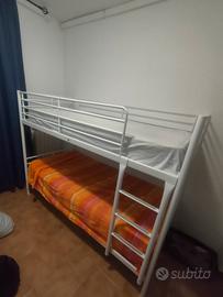 Letto a castello con 2 materassi 