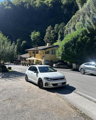 volkswagen golf gti 7.5