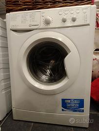 Lavatrice Indesit 6kg classe A +-