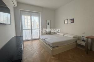 Stanza - Camera a Milano Via Angelo Brofferio