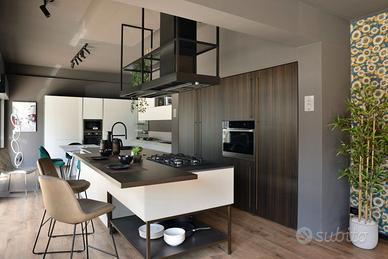 Cucina Expo Arrex mod. AL 32 x LOFT 2.2 con isola