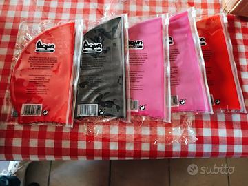Cuffie in silicone stock 5 pezzi prezzo 4 euro cad
