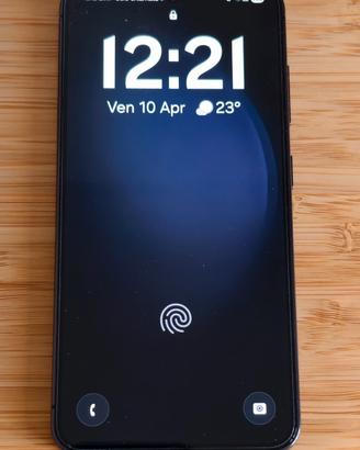 Samsung Galaxy s23 256gb + 2 Cover