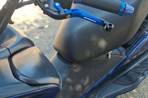 Suzuki burgman 400