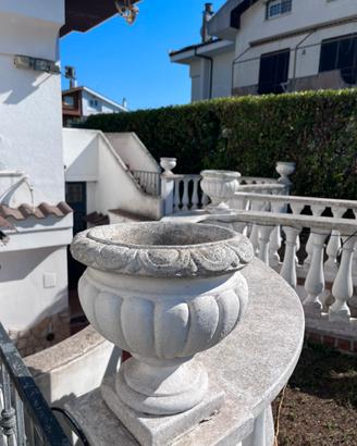 Statue da giardino e vasi CLASSICI in gesso pieno