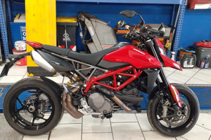 Hypermotard 950