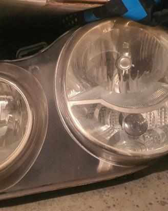 fari anteriori Volkswagen Polo