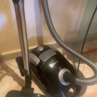 aspirapolvere miele pauwer Line