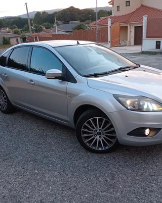 Ford Focus 1.6 St line  
