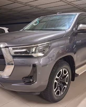 TOYOTA Hilux 2.4 d-4d C&C 4x4 Double cab U1059059