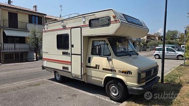Camper Mansardato Pilote R380 (1988) – Fiat Ducato