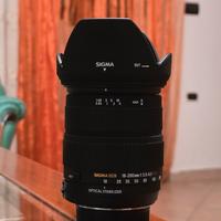 SIGMA 18-200mm F3.5-6.3 DC OS