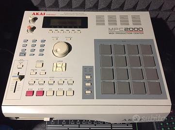 Akai mpc 2000 roland tr8 roland system 1