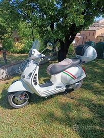 Vespa Gts 300 ie