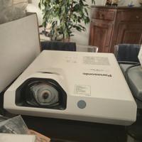 Proiettore Panasonic PT-TX410