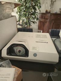 Proiettore Panasonic PT-TX410