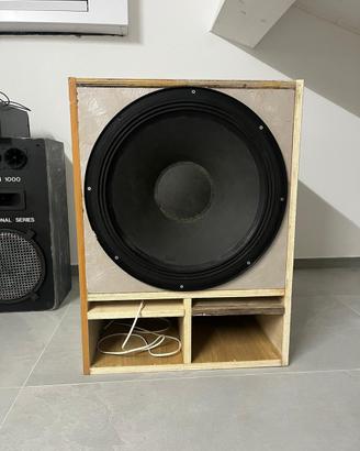 Subwoofer