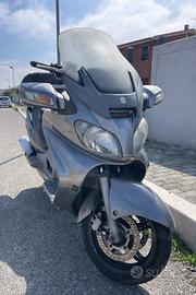 Suzuki Burgman 650 Executive